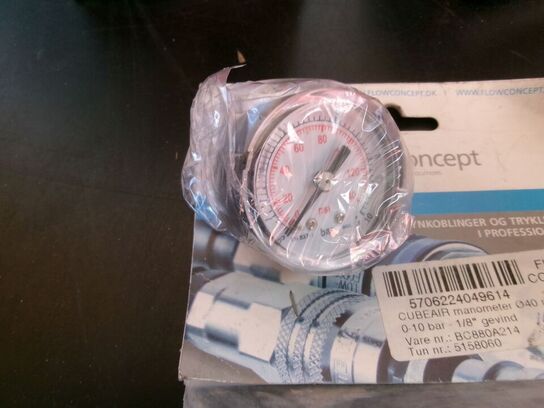 3 stk. termostater, 1 manometer m.m.