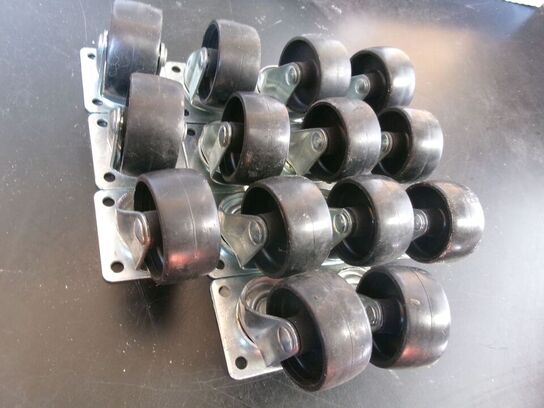 14 stk. møbelhjul Ø4 cm, platform 4,2 x 4,2 cm