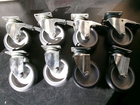 8 stk. møbelhjul Ø7 cm, platform 5 x 5 cm