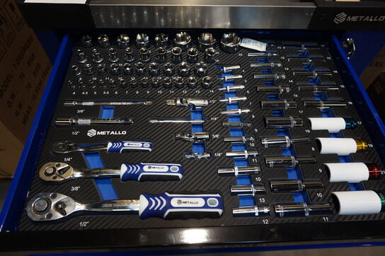 Metallo Værktøjsvogn XXL med værktøj og 8 skuffer og sideskab 