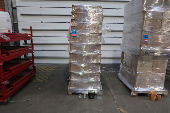 Palle med stort parti glas vaser