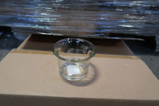 4320  stk. 2042/6,5 Fyrfadsstage klar Ø 6,5 H 4,7 cm - Varenummer: 516380