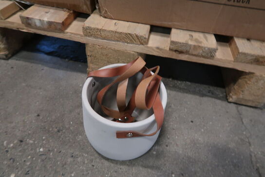 312 stk. 852/14 Hængepotte Lucas cement Ø 14 H 13 - Varenummer: 520380