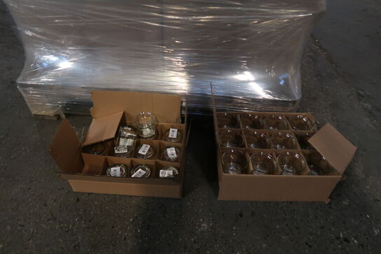 Diverse brugskunst - Læs Beskrivelse