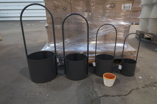 Diverse brugskunst - Læs Beskrivelse