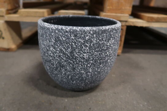 450 stk. 2027/15 Potte Ole antracit sprayed Ø 15 H 13 cm - Varenummer: 523490