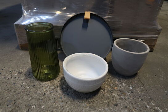 Diverse brugskunst - Læs Beskrivelse