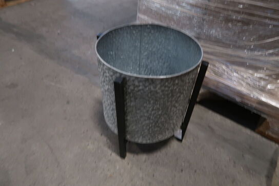 48 stk. 813/29,5 Zinkstativ + potte Marlene sølv-sort Ø 29,5 H 31 cm