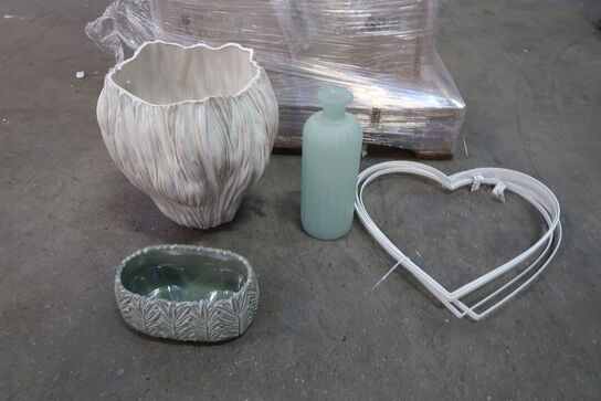 Diverse brugskunst - Læs Beskrivelse