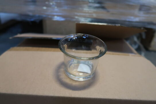 4320  stk. 2042/6,5 Fyrfadsstage klar Ø 6,5 H 4,7 cm - Varenummer: 516380