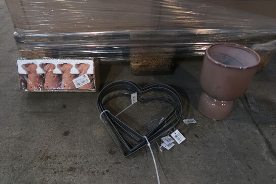 Diverse brugskunst - Læs Beskrivelse