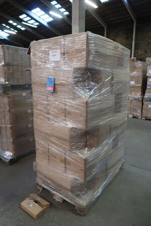 4320  stk. 2042/6,5 Fyrfadsstage klar Ø 6,5 H 4,7 cm - Varenummer: 516380