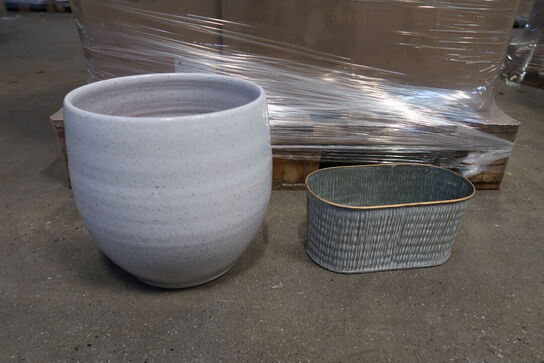 Diverse brugskunst - Læs Beskrivelse