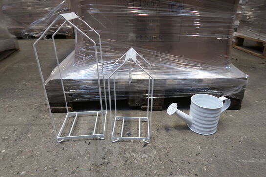 107 stk. 1966/2 Hussæt Ben hvid Ø 12/15 H 27/37 cm 