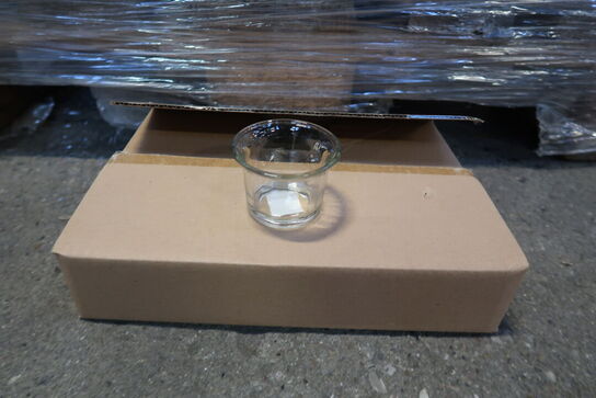 4320  stk. 2042/6,5 Fyrfadsstage klar Ø 6,5 H 4,7 cm - Varenummer: 516380