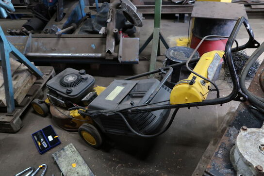 Plæneklipper CASTELGARDEN TD 484 TR/E