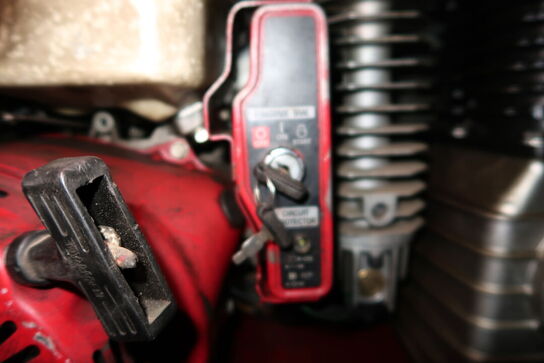 Generator HONDA GX340 samt div. Værktøj (læs beskrivelse)