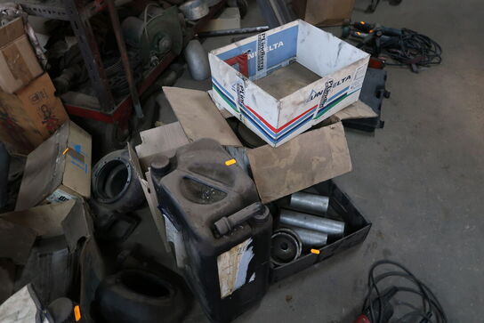 Div. Reservedele m.m.