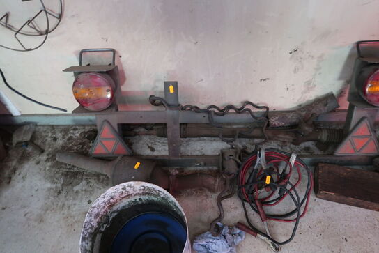 Lygtebum samt startkabler