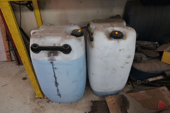 2 stk. dunke med sprinklervæske