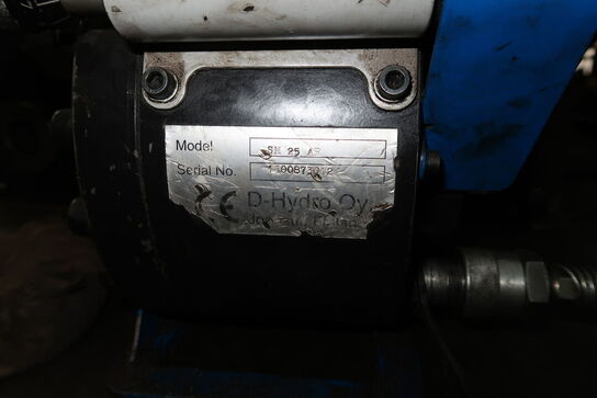 Slangepresse D-HYDRO OY SM 25 AP