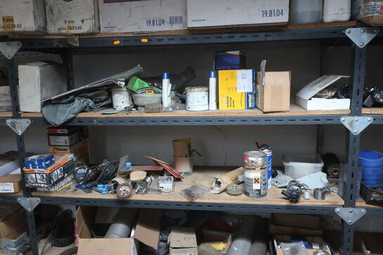 3 fag reoler med div. Reservedele