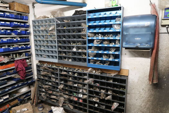 6 stk. sortimentsreoler med indhold