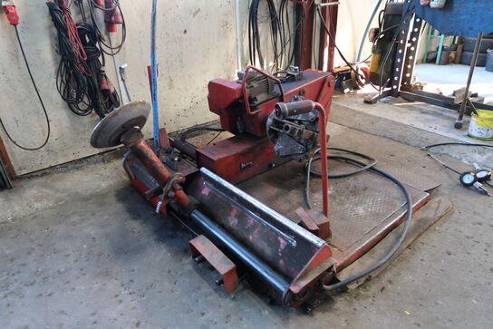 Dækmaskine til lastbil CORGHI Double Super 9300