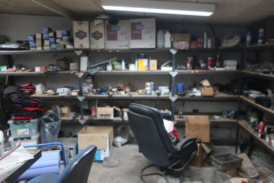 3 fag reoler med div. Reservedele