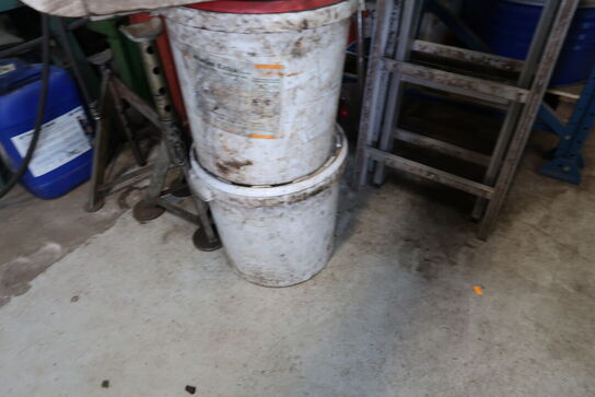 2 stk. spande med håndrens KLAREN EXTRA