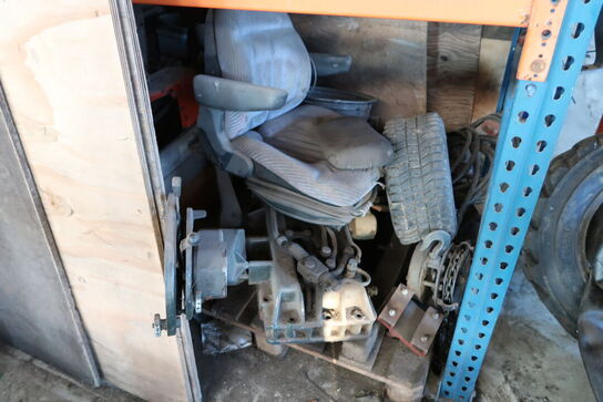 Pallereol med div. Reservedele