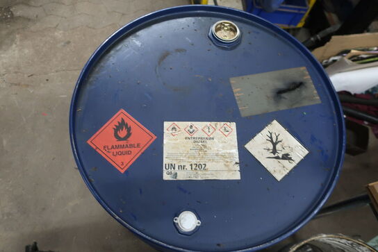 Tønde med diesel Q8