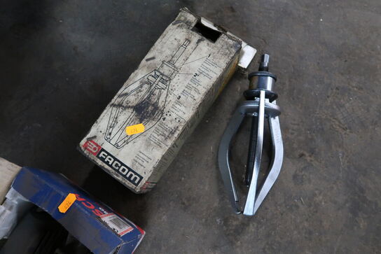 Aftrækker FACOM samt håndværktøj BOSCH GSZ 160