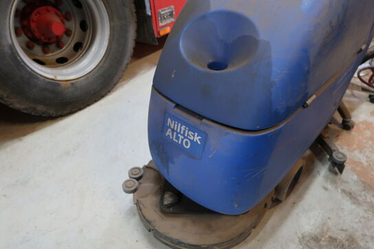 Gulvvasker NILFISK Scrubtec 553 BL