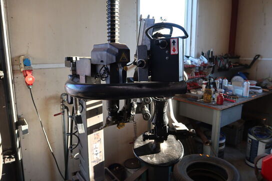 Dækmaskine FORCH ATH M72