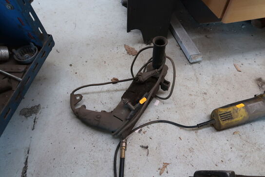 2 stk. håndværktøj