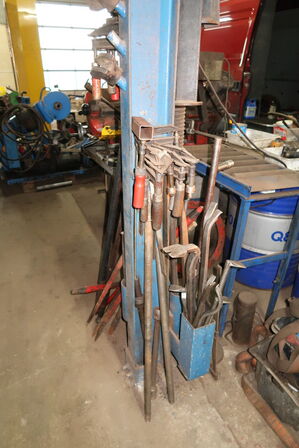 Div. Skruetvinger m.m.