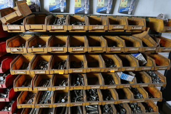 Div. Bolte, møtrikker m.m.