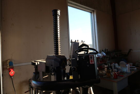 Dækmaskine FORCH ATH M72