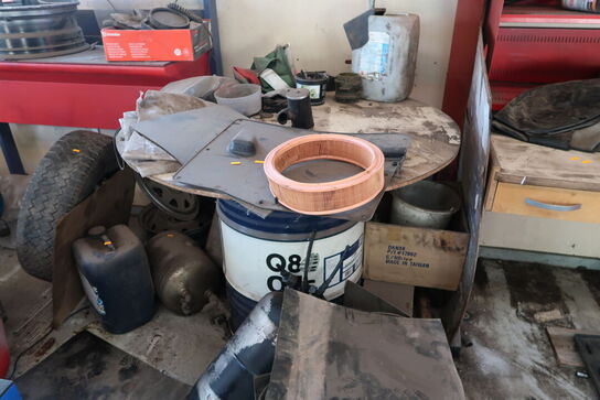 Arbejdsbord med indhold