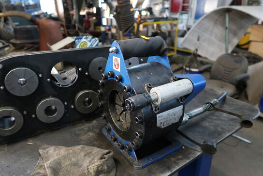 Slangepresse D-HYDRO OY SM 25 AP