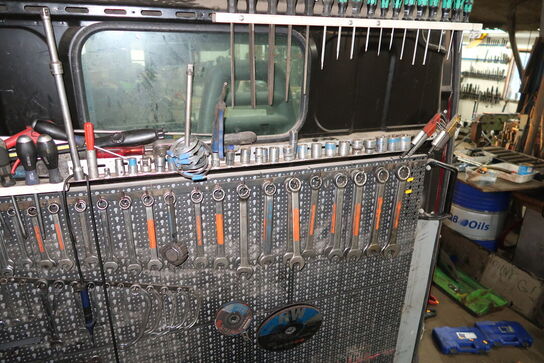 Værktøjstavle med div. Værktøj (læs beskrivelse)