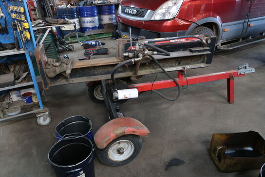 Brændekløver YARD MACHINES 25 Ton