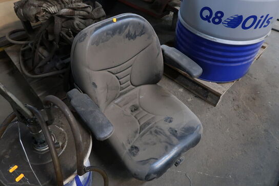 Sæde, div. Reservedele m.m.