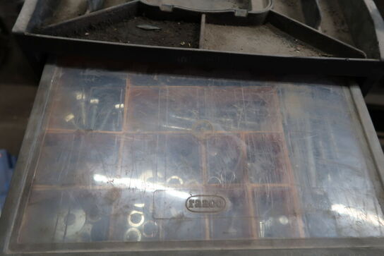 Sortimentskasser med indhold