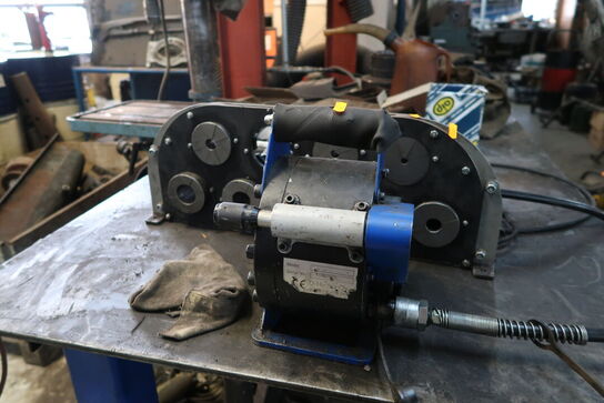 Slangepresse D-HYDRO OY SM 25 AP