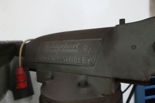 Søjleboremaskine BRIDGEPORT