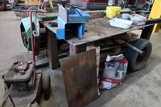 Svejsebord med indhold