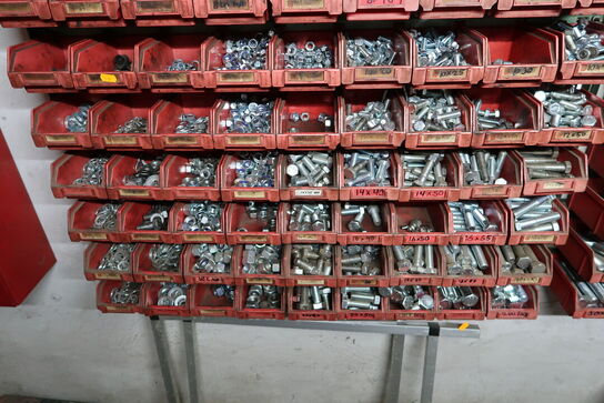 Div. Bolte, møtrikker m.m.