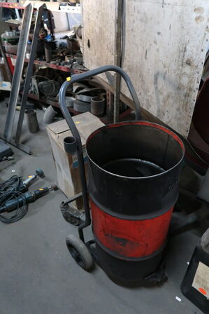 Kontorstol, vogn m.m.